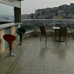 Hotel Modern *